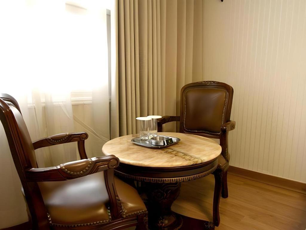 Hotel Olympic Changwon Buitenkant foto