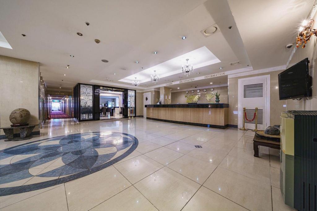 Hotel Olympic Changwon Buitenkant foto